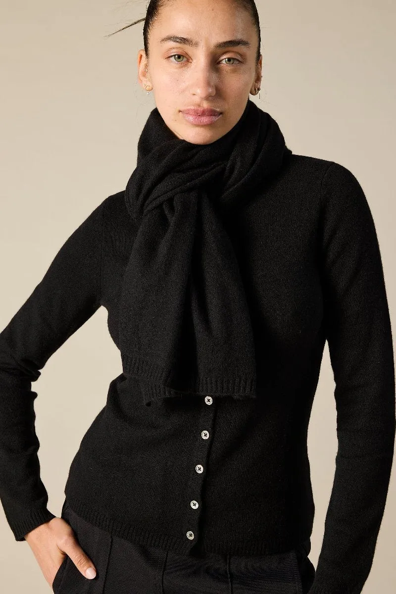 100% Cashmere Scarf in Black