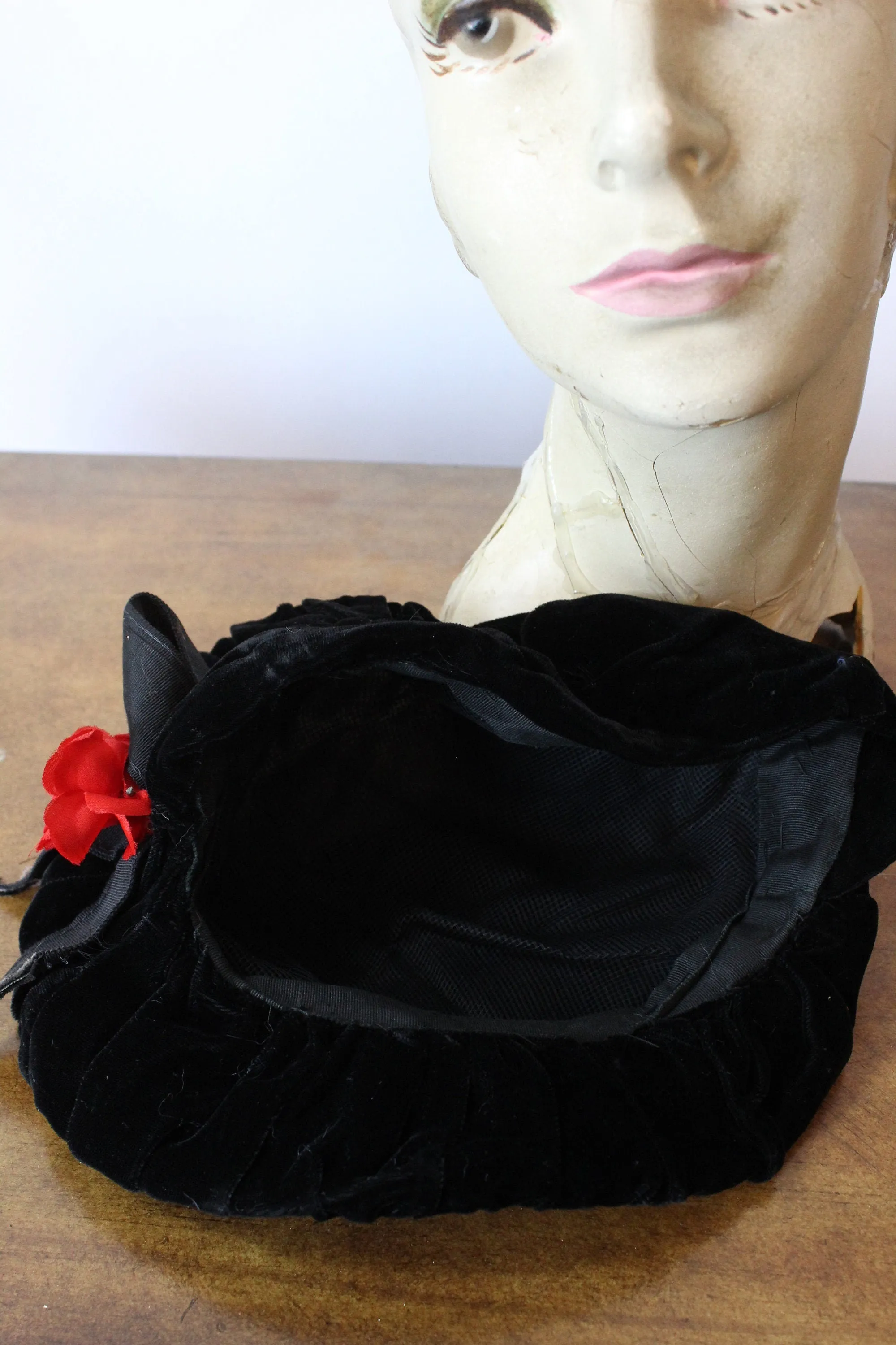 1940s TALL BRIM velvet hat | new fall