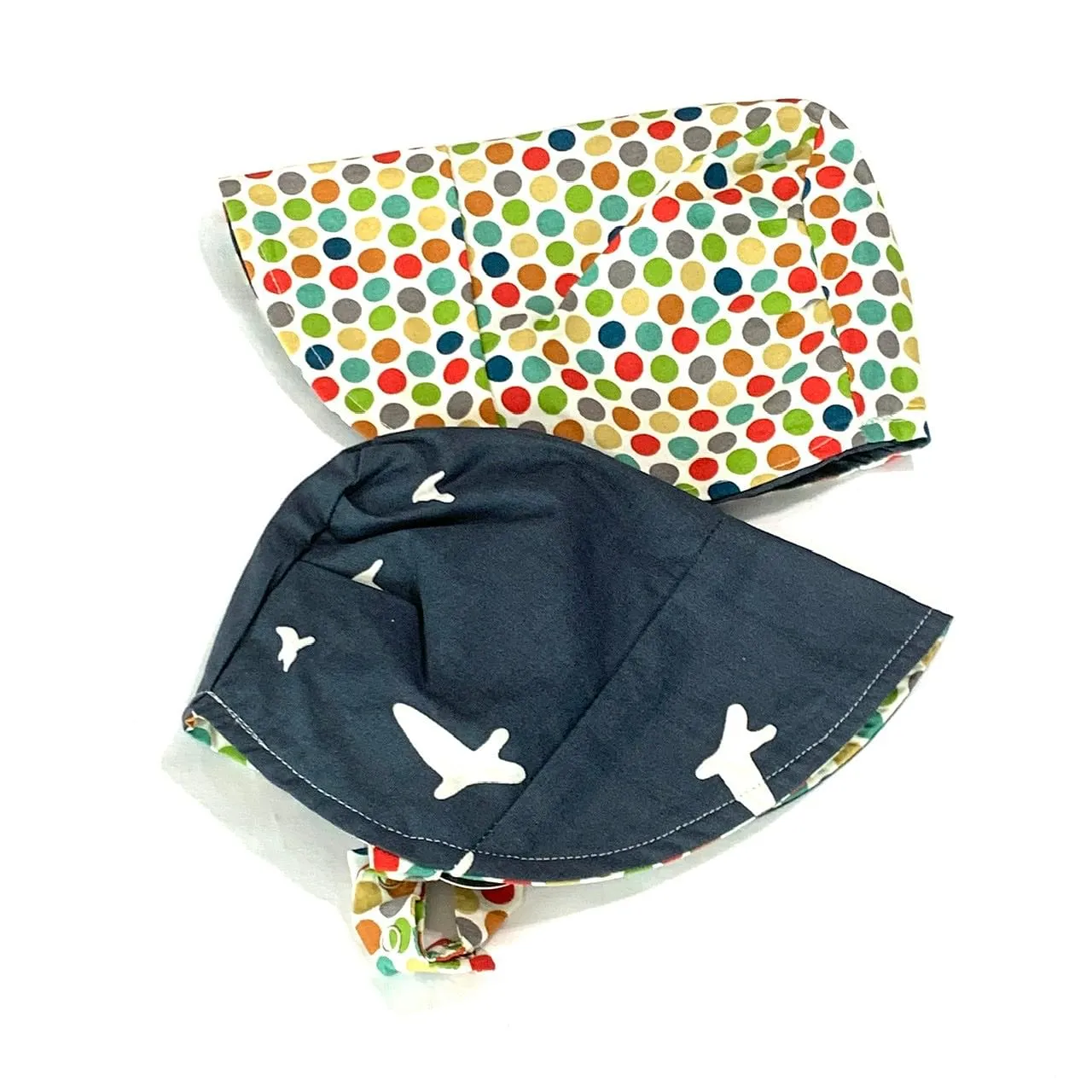 Bonnet in Organic Dotted Flight