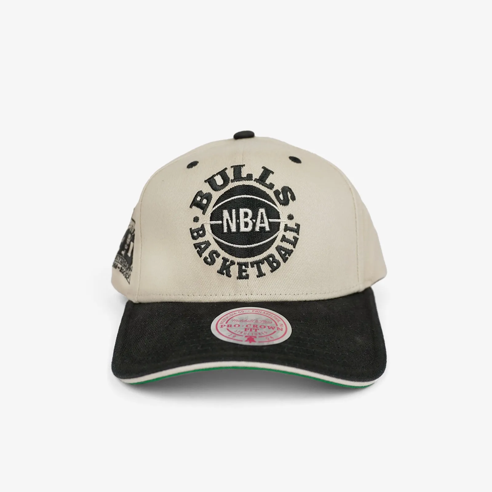 Chicago Bulls Off-Court Pro Crown Snapback - Unbleached