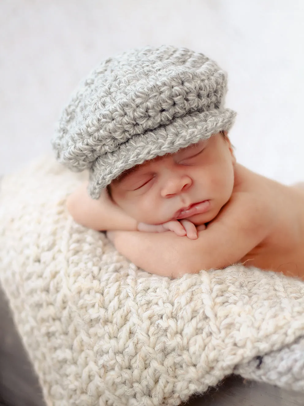 Gray & cream Irish wool newsboy hat