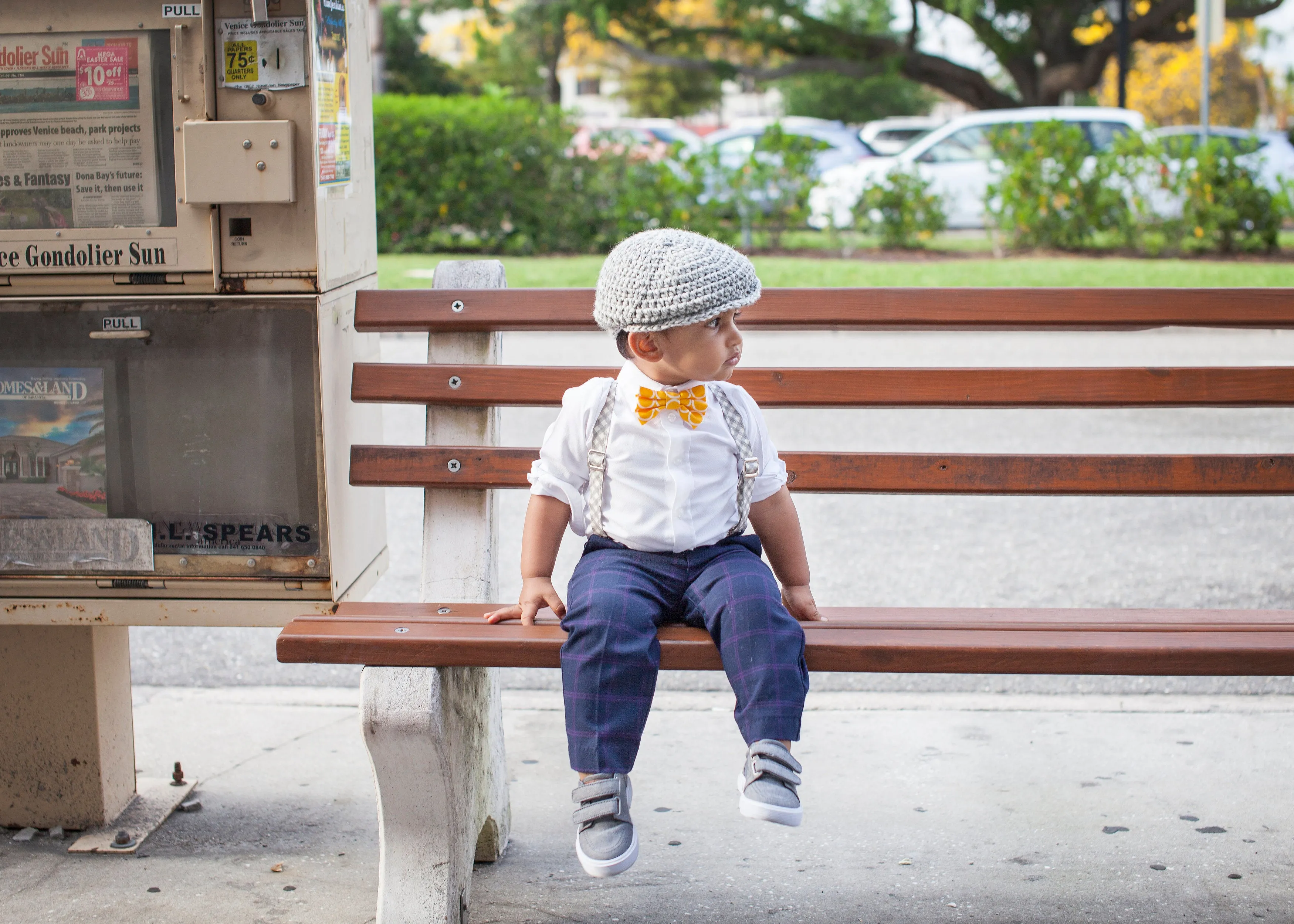 Gray & cream Irish wool newsboy hat