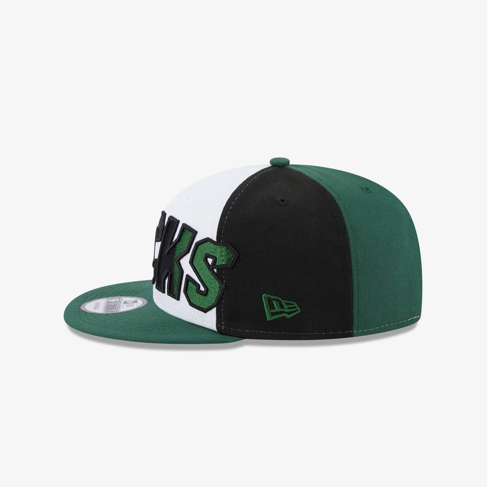 Milwaukee Bucks 9Fifty Back Half Edition Snapback