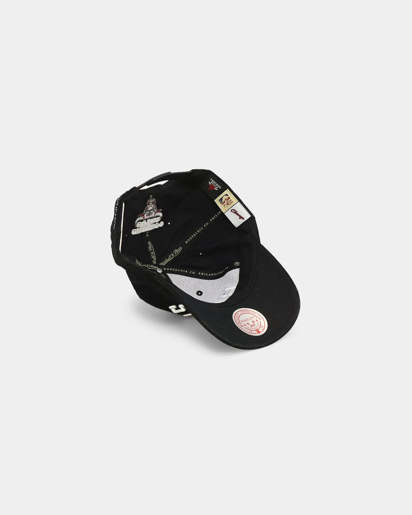 Mitchell & Ness Chicago Bulls 'Cord Arch' Dad Snapback Black