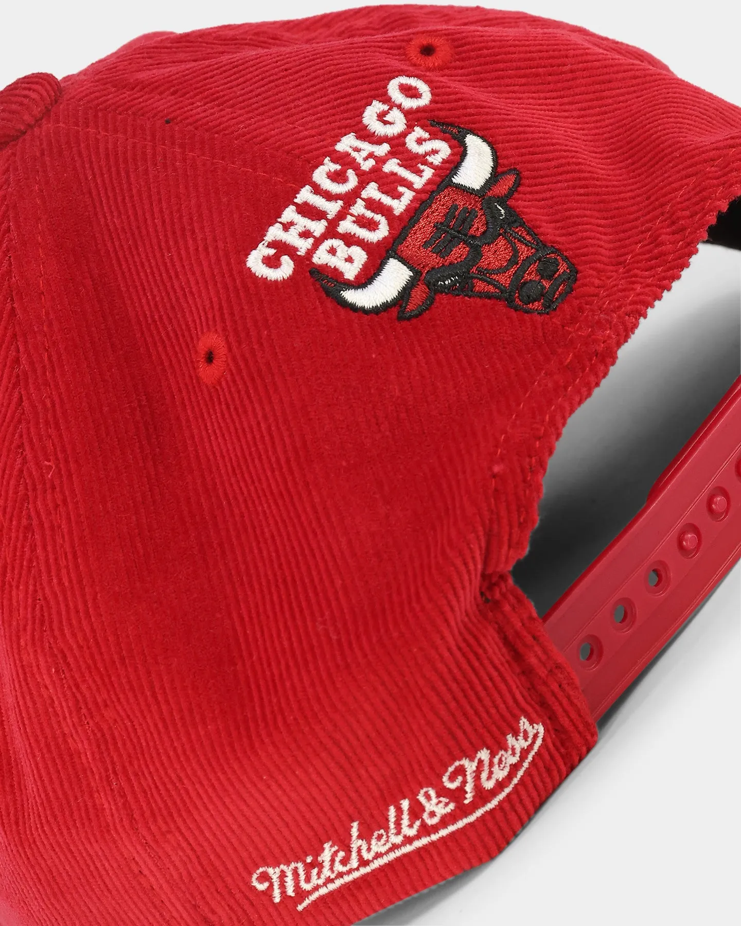 Mitchell & Ness Chicago Bulls 'Cord Arch' Dad Snapback Scarlet