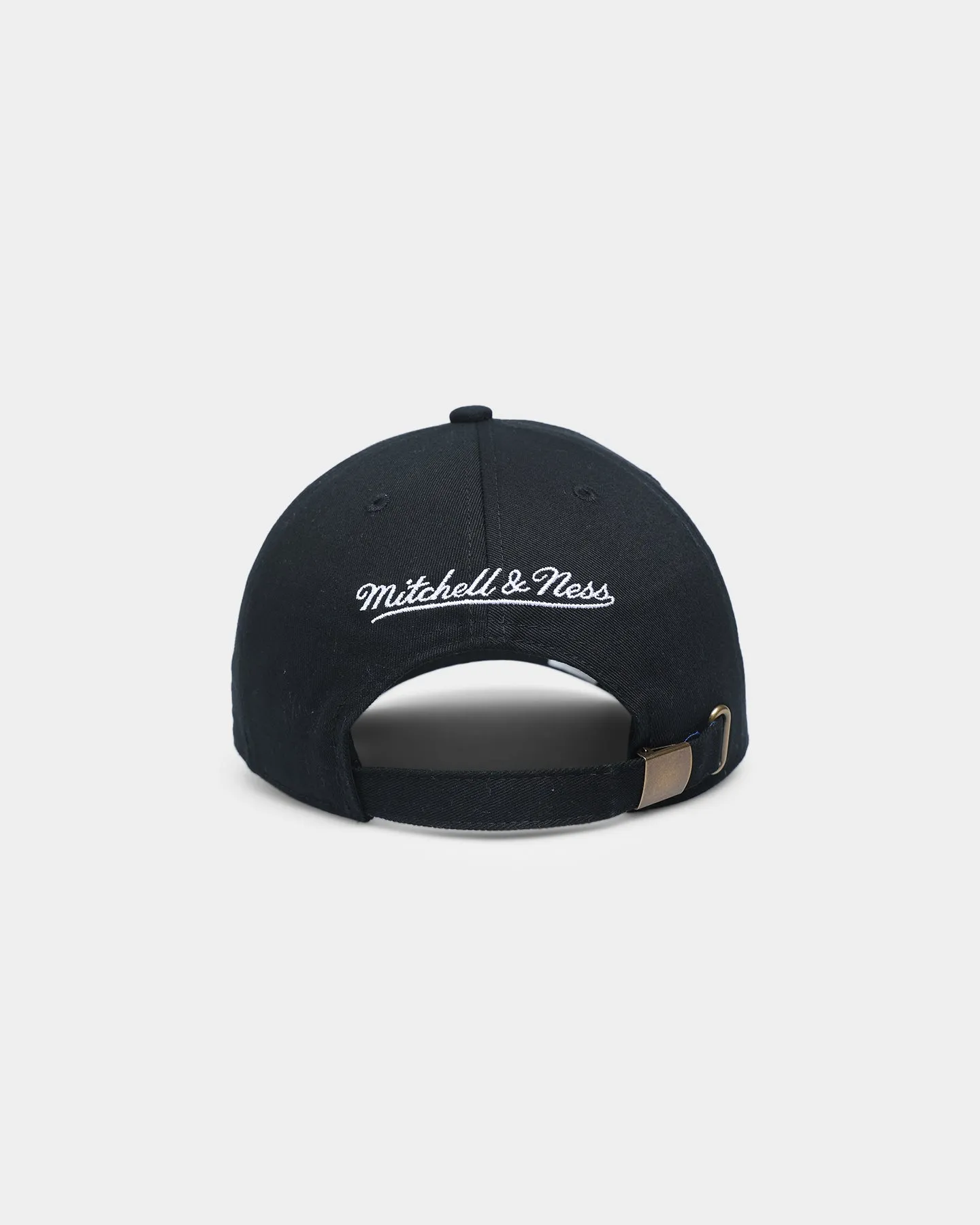 Mitchell & Ness Las Vegas Raiders Wreath Dad Strapback Faded Black