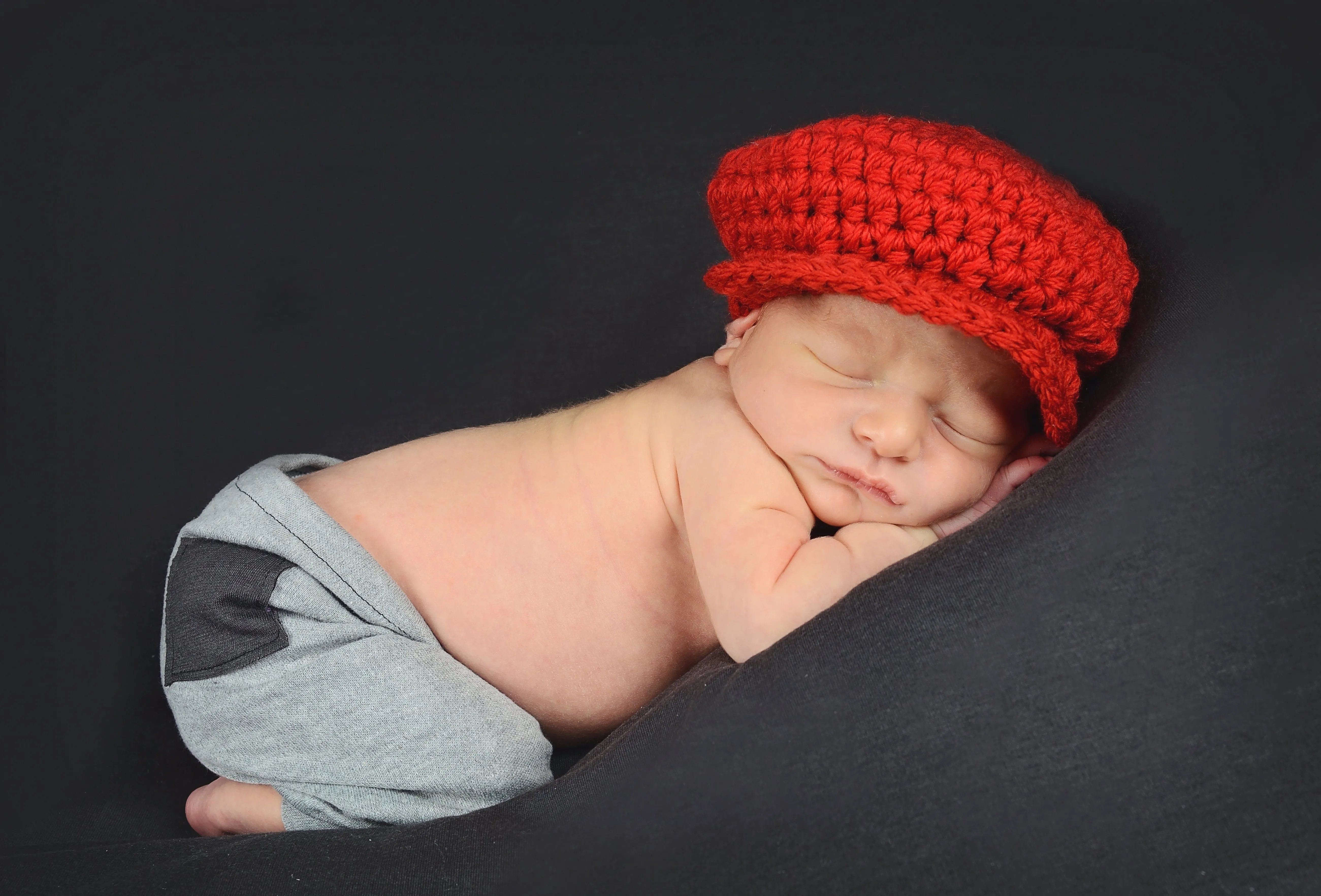 Red Irish wool newsboy hat