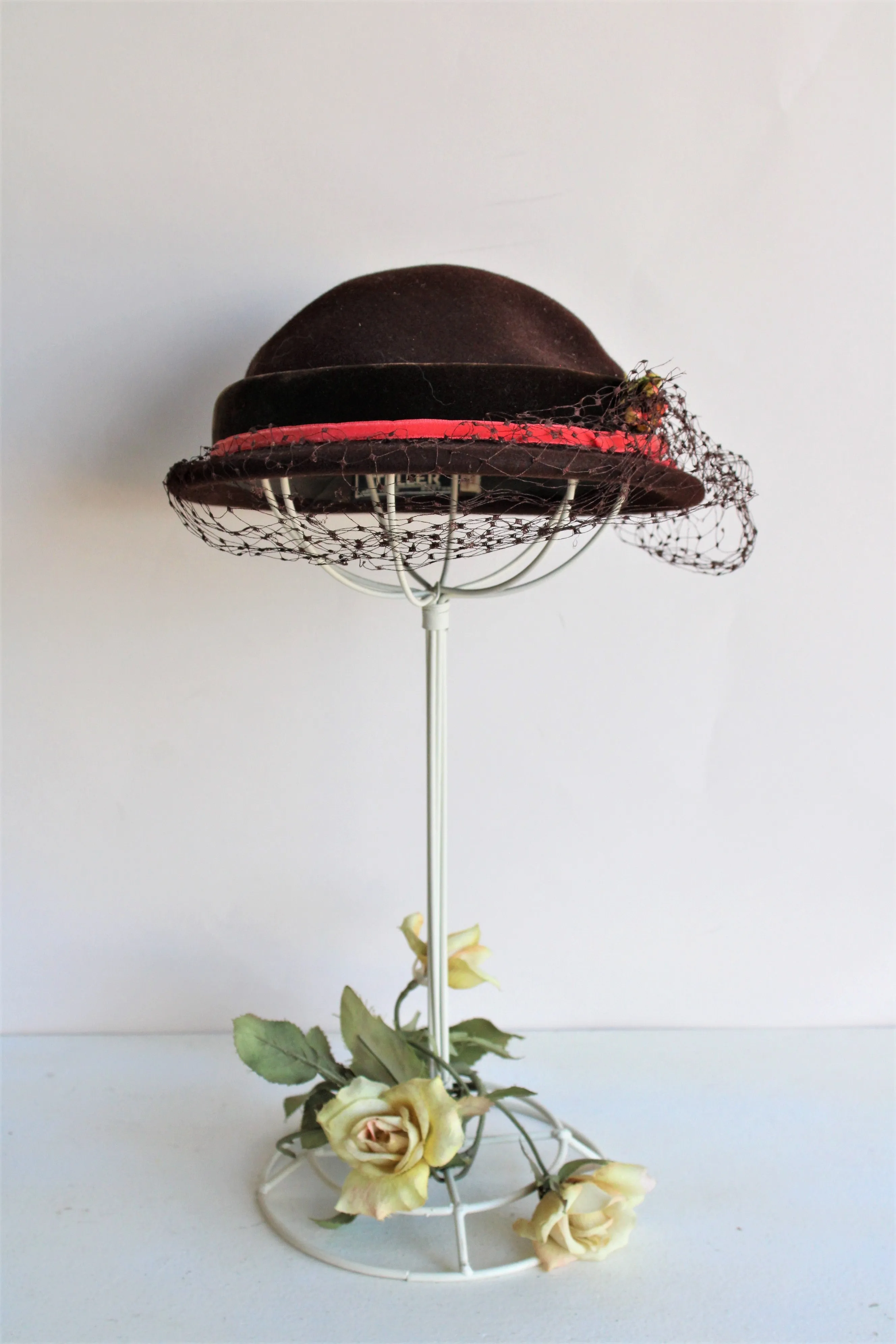 Vintage 1950s Bonwit Teller Brown Hat with Veil