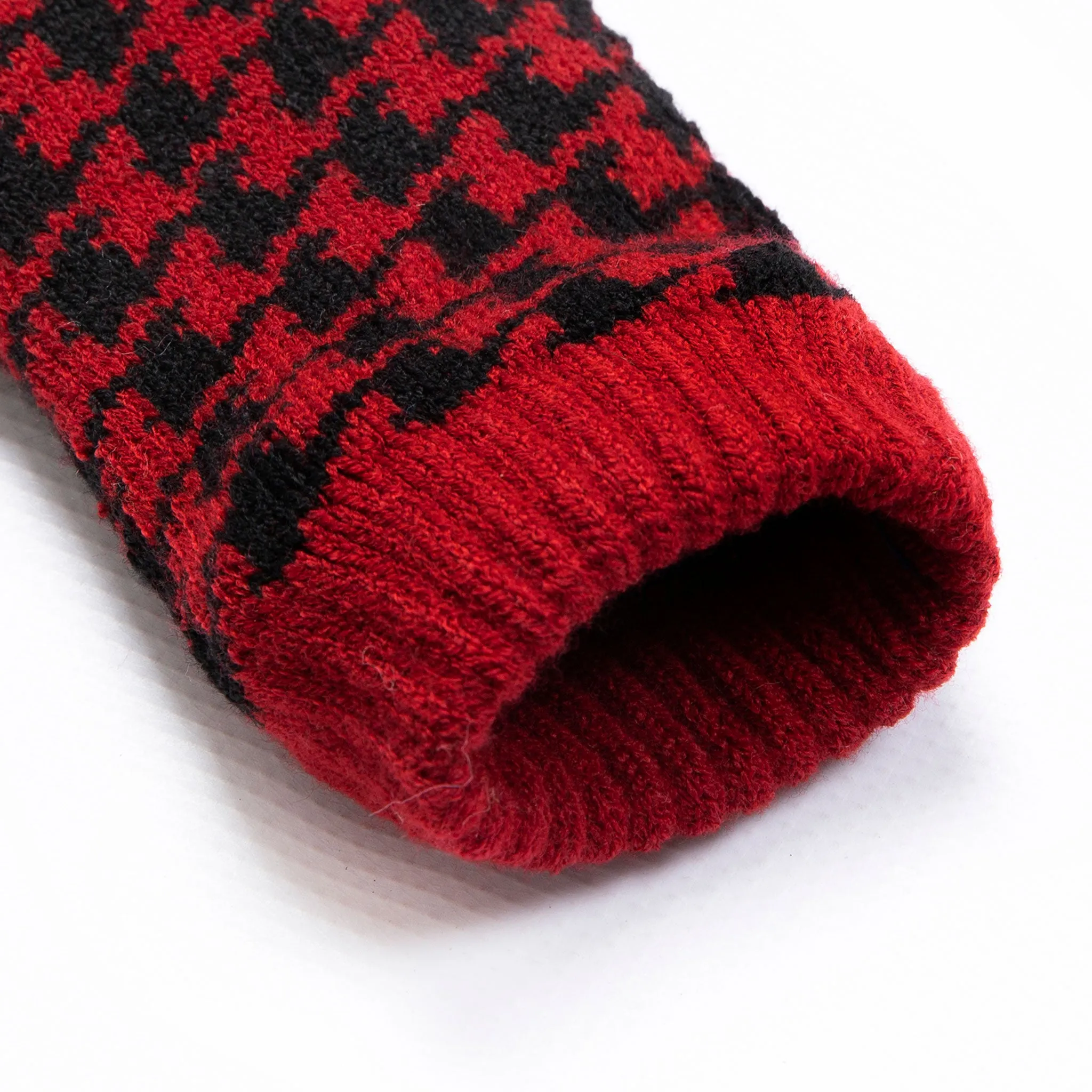 Women’s Jacquard Knitted Gloves with Dogtooth Pattern